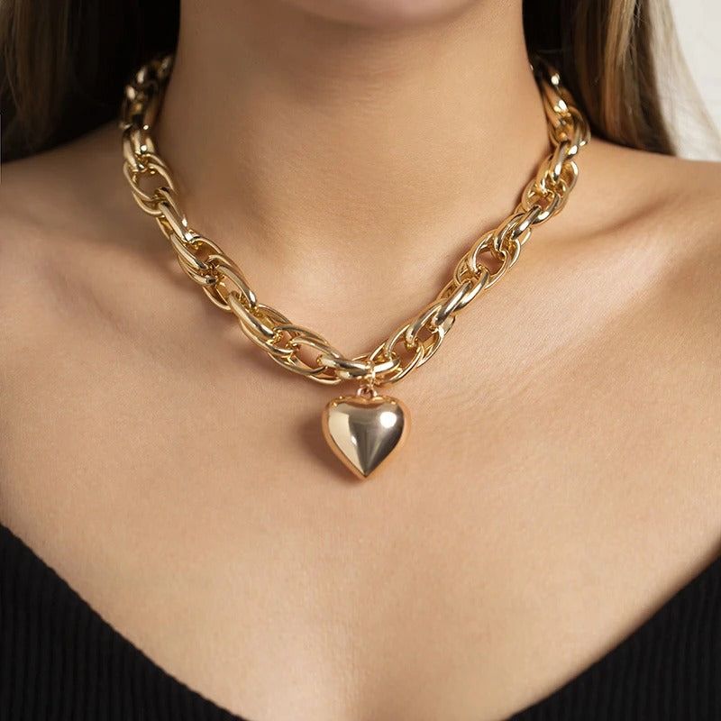 Flomartic - Heart-shaped aliyah necklace